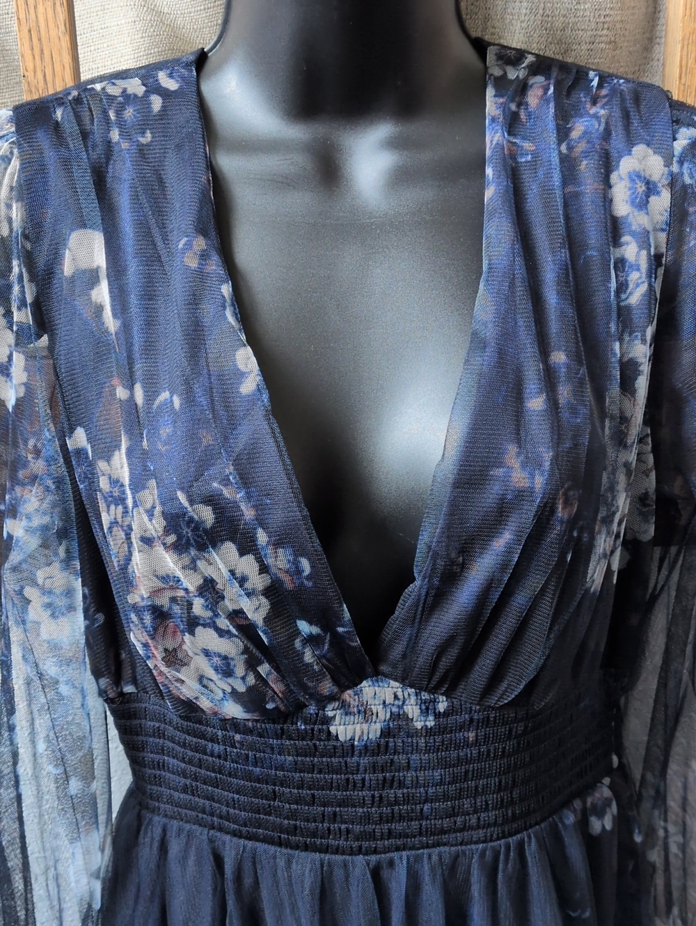 ✨ Nwt Baltic Born Layla Navy Tulle Maxi Dress In Blue Multi Floral Size M - Picture 5 of 8